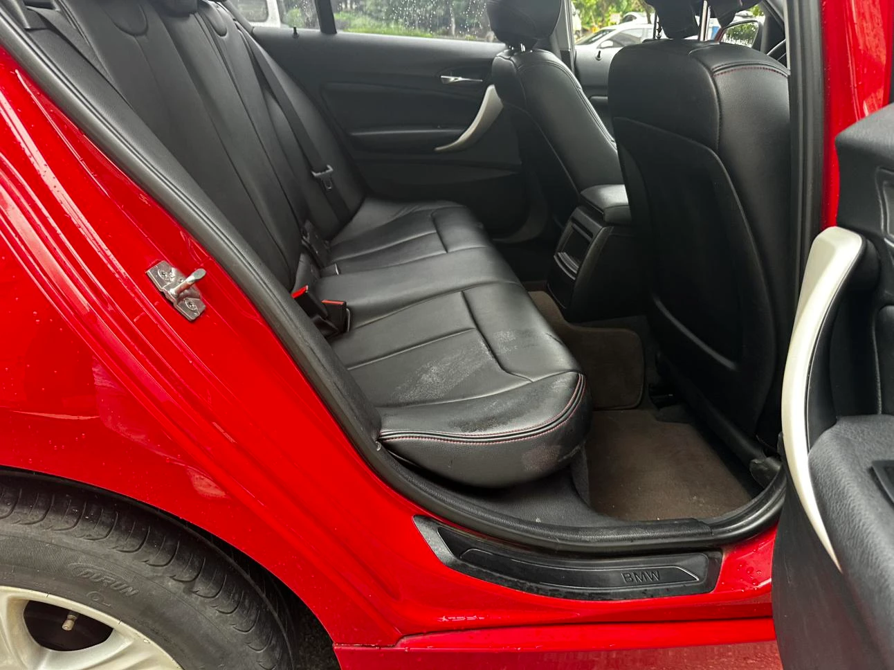 BMW 1 Series 116i  - engine