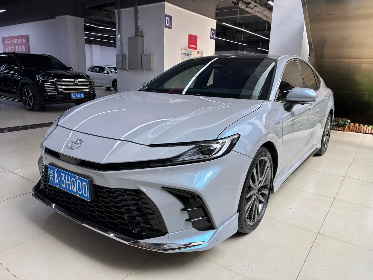Toyota Camry Hybrid 2.0HXS Sport PLUS Edition
