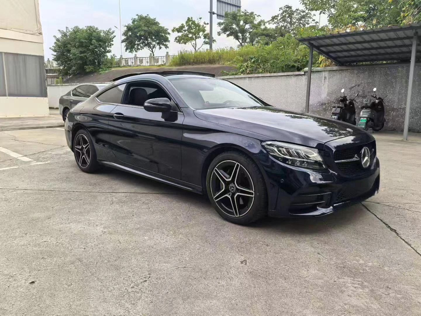 Mercedes-Benz C-Class C260 Coupe - exterior