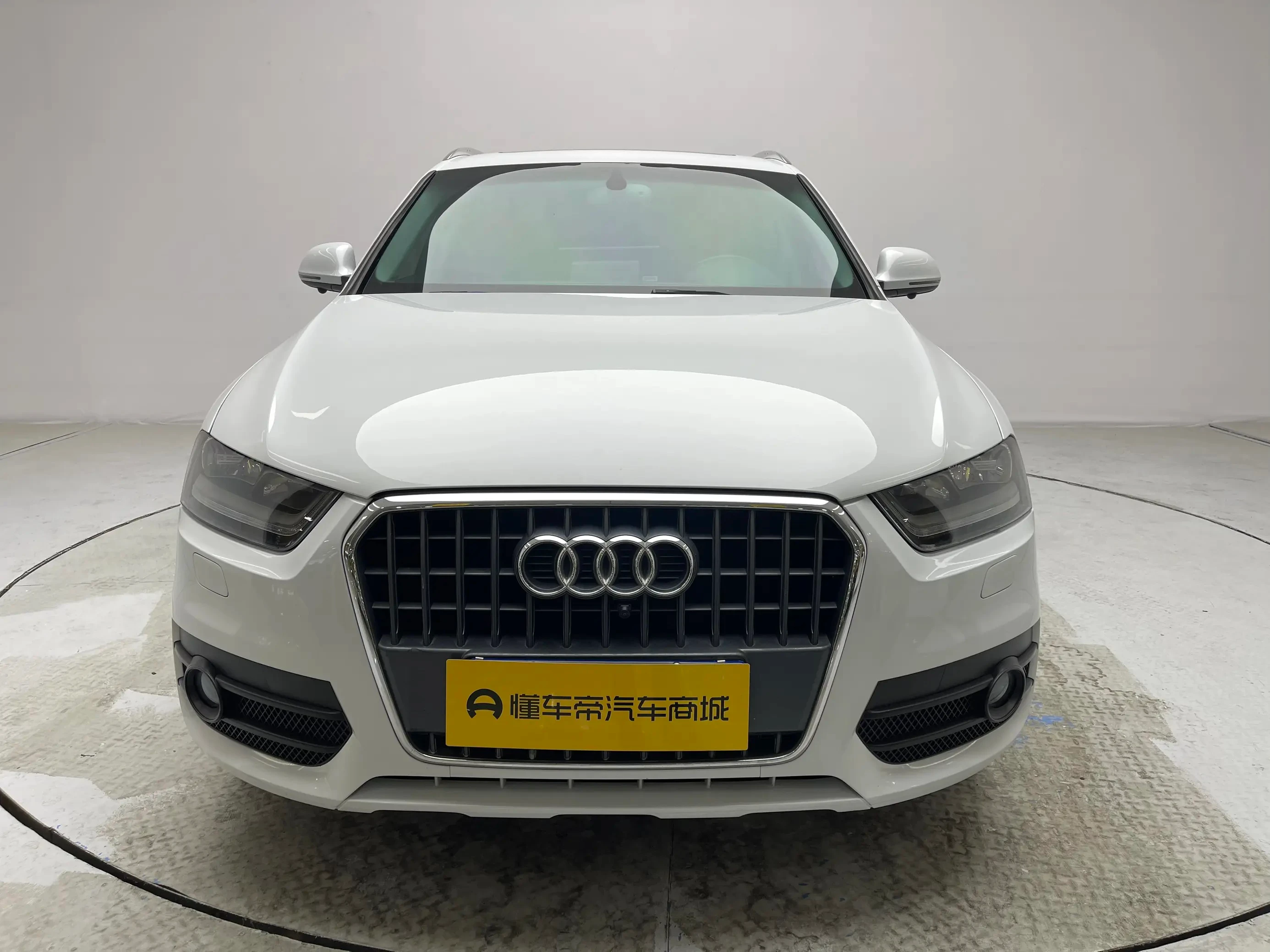 Audi Q3 30TFSI  - exterior