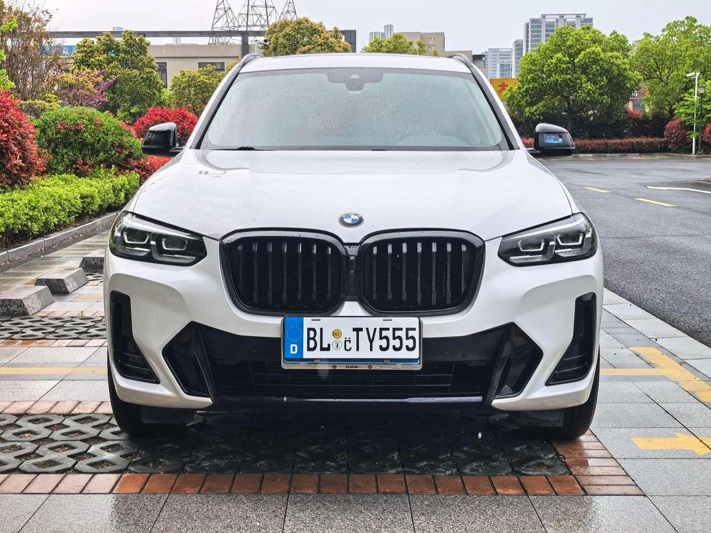 BMW X3 xDrive30i Leading M Night Package