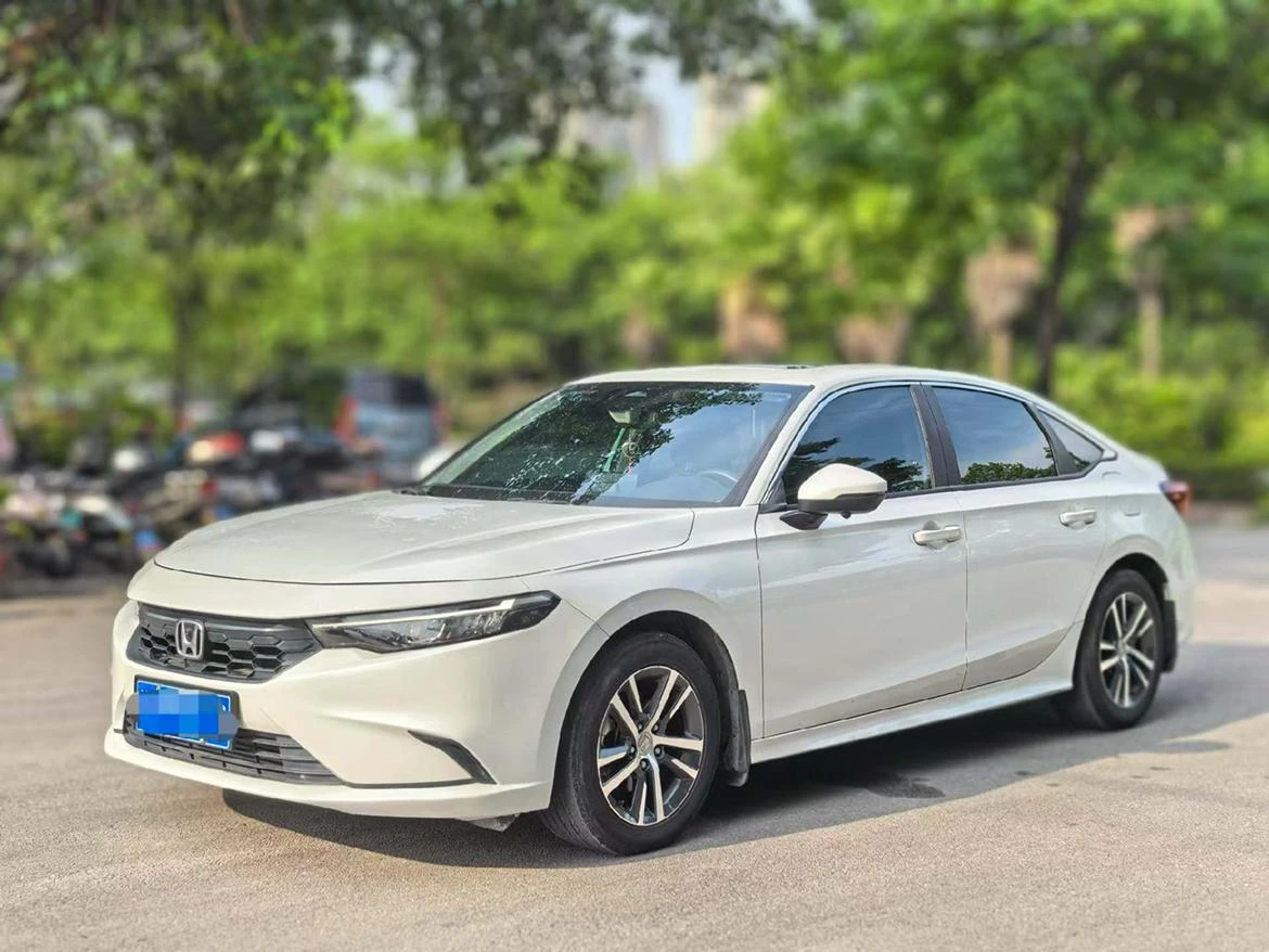 Honda Integra 240TURBO CVT Leading Edition