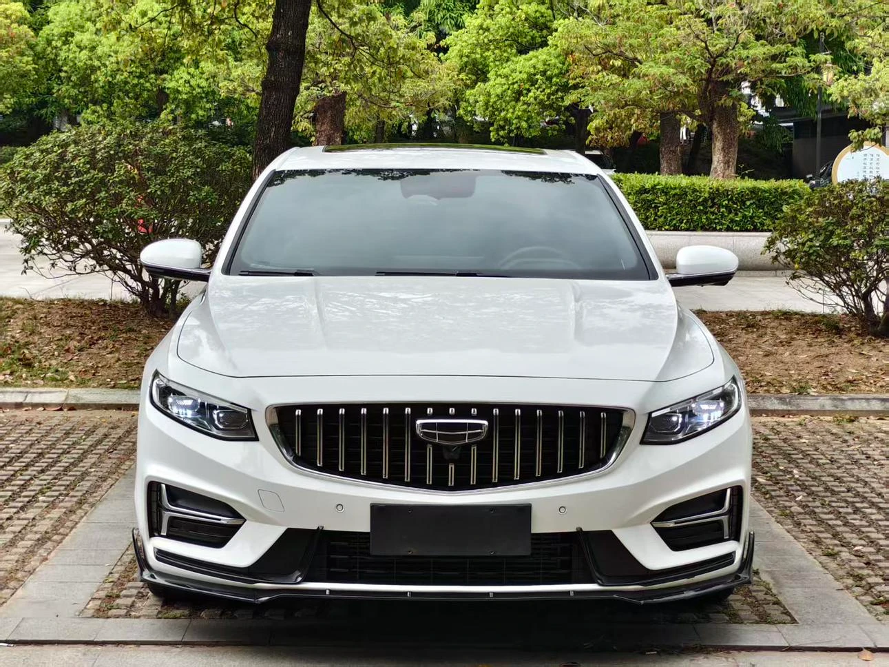 Geely Xingrui 1.5T Kunlun Edition - exterior