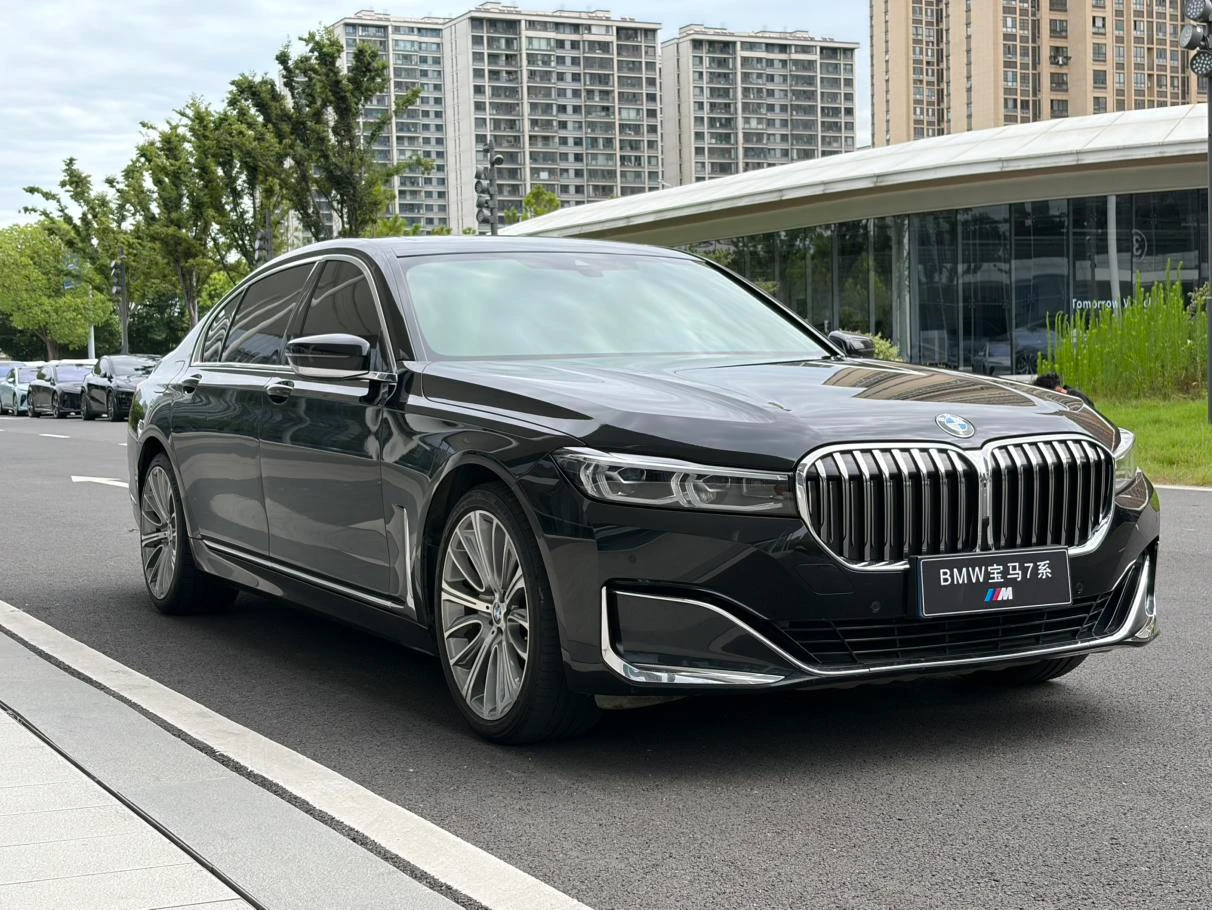 BMW 7 Series 740Li Leading Luxury Package