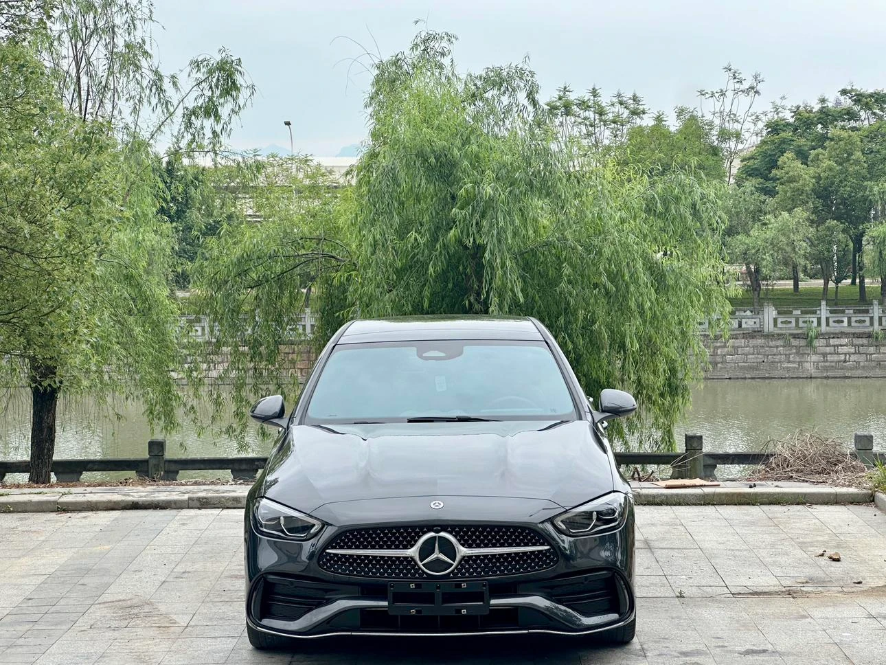 Mercedes-Benz C-Class  260 L Sport