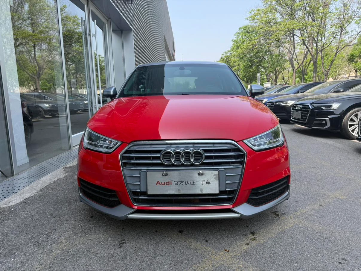Audi A1 30 TFSI Sportback Design Fashion Edition