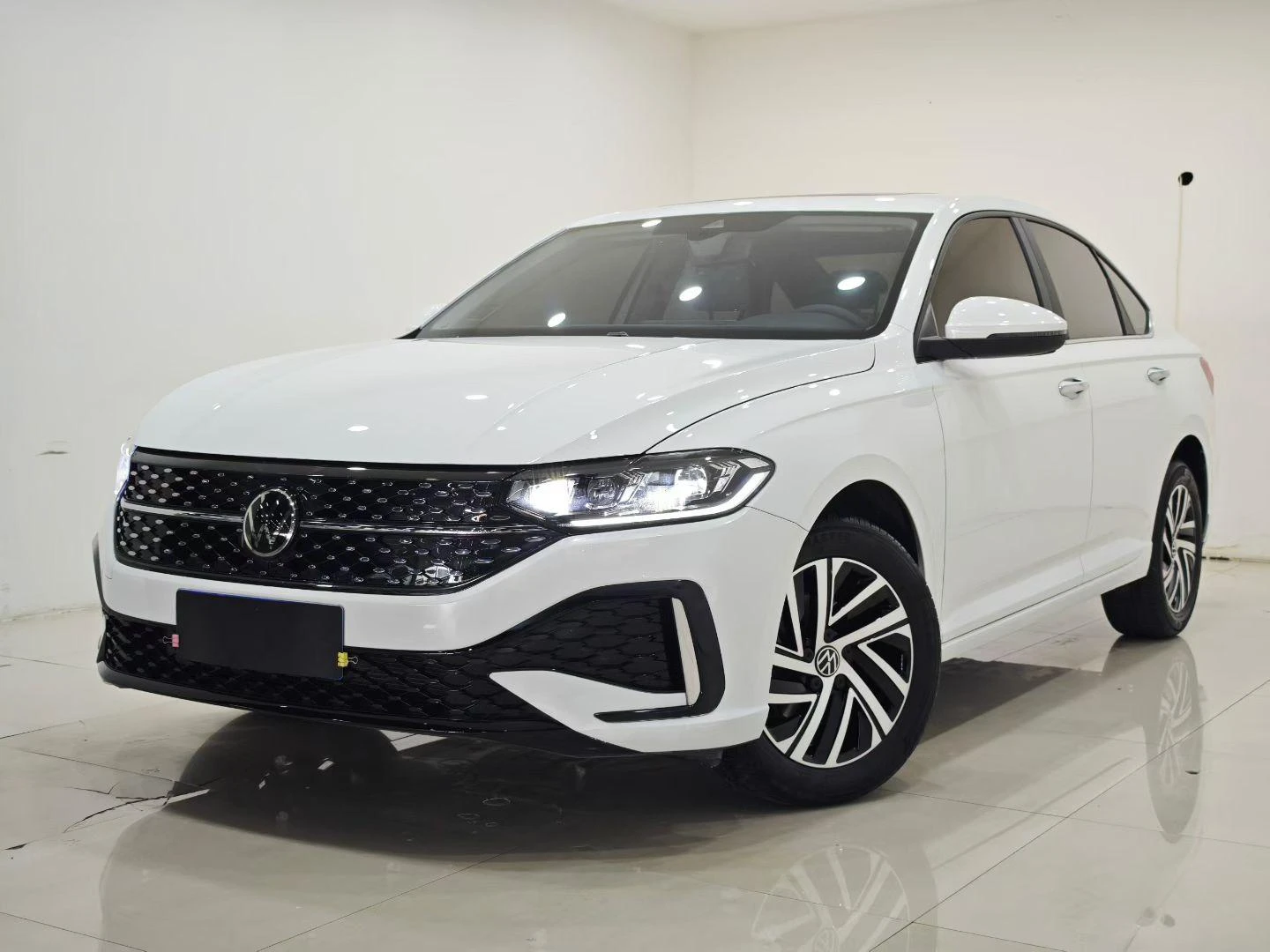 Volkswagen Lavida 1.5L Automatic Starry Sky 5 Million Edition