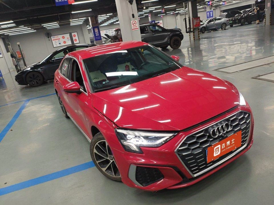 Audi A3 A3L Limousine - exterior