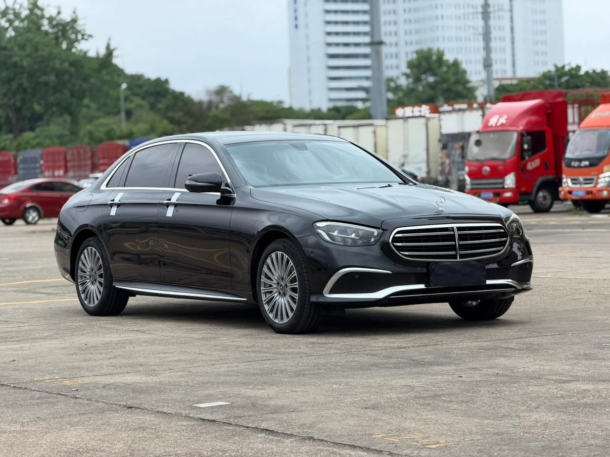 Mercedes-Benz E-Class 300 L Luxury Sedan