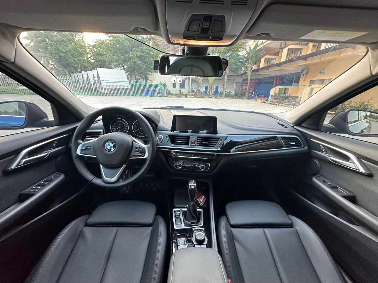 BMW 118i M Sport - interior