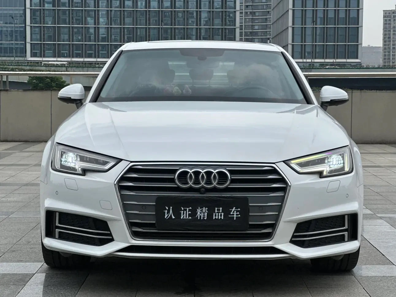 Audi A4L 40TFSI  - exterior