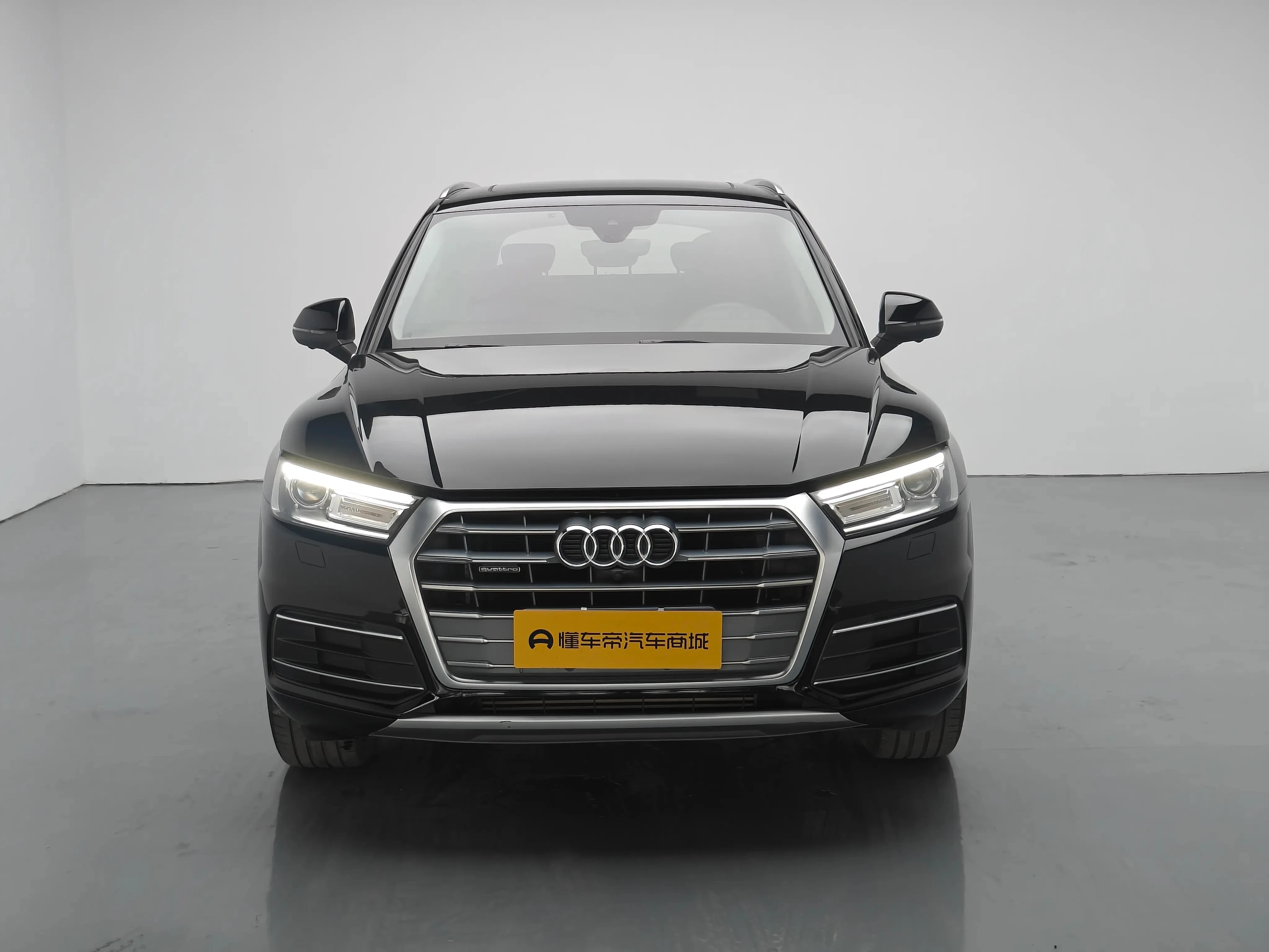 Audi Q5L 40TFSI  - exterior