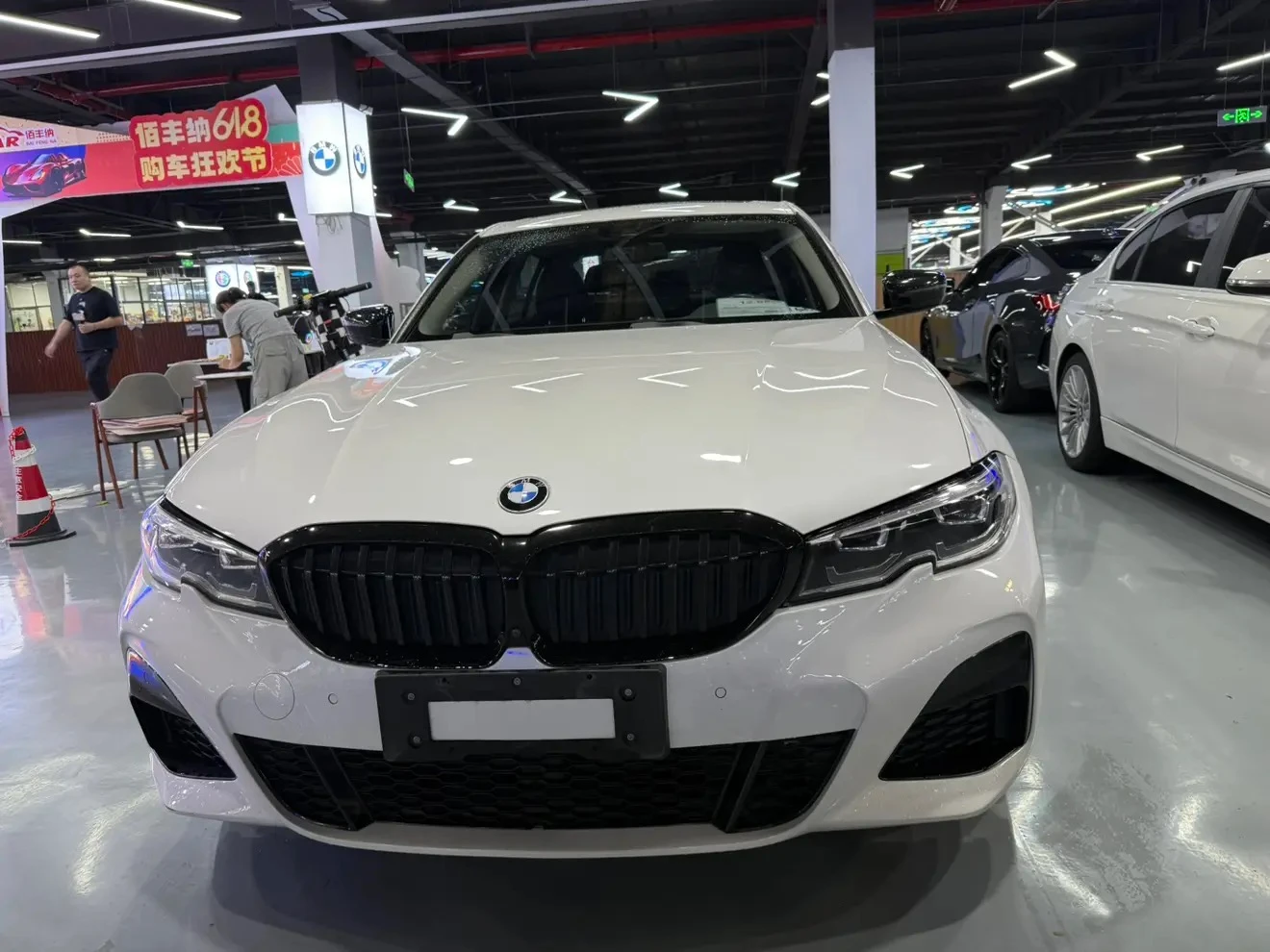 BMW 3 Series 325Li M Sport Package - exterior