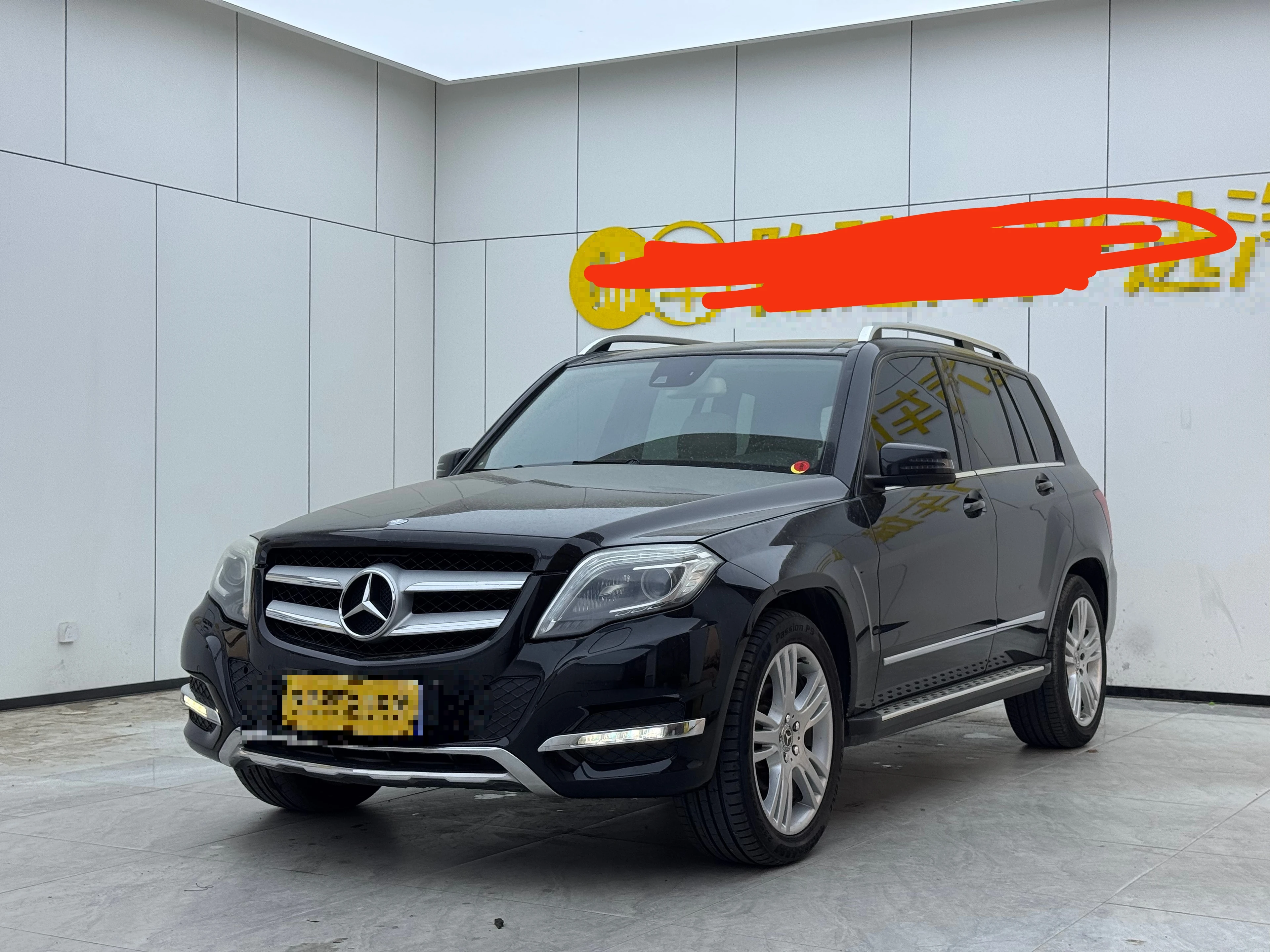 Mercedes-Benz GLK 300 4MATIC - exterior
