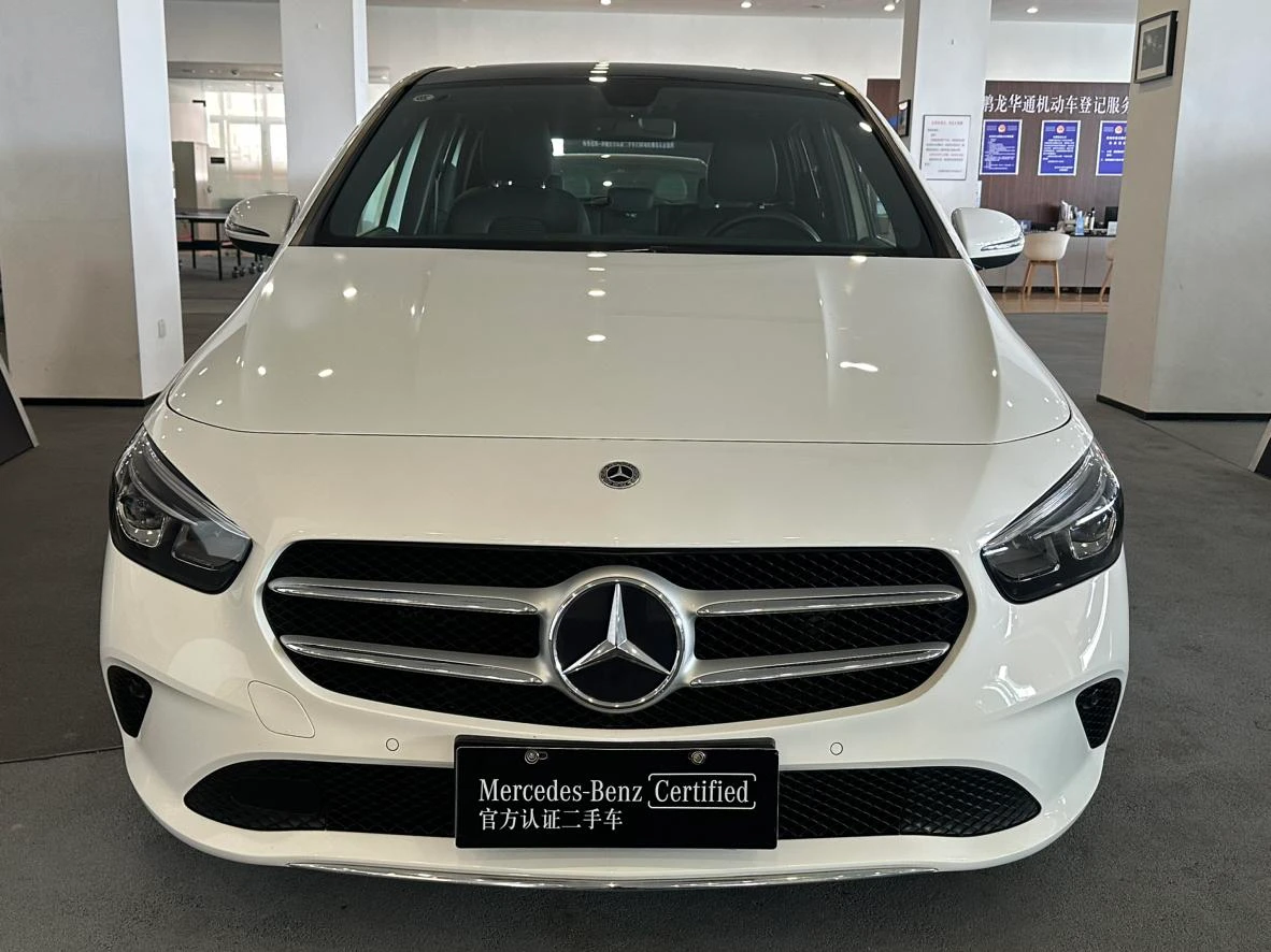 Mercedes-Benz B-Class B200 Facelift  - exterior