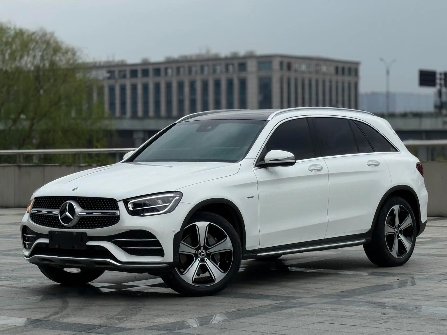 Mercedes-Benz GLC-Class GLC300 L Facelift 4MATIC
