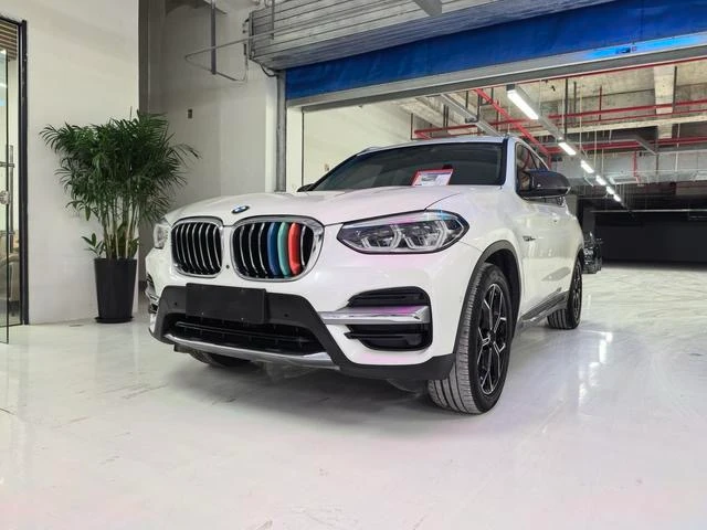 BMW X3 28i Luxury Edition