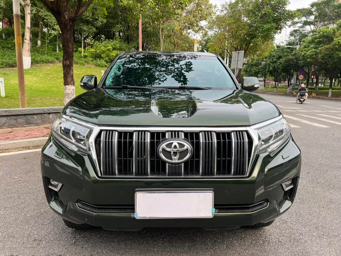 Toyota Prado - exterior