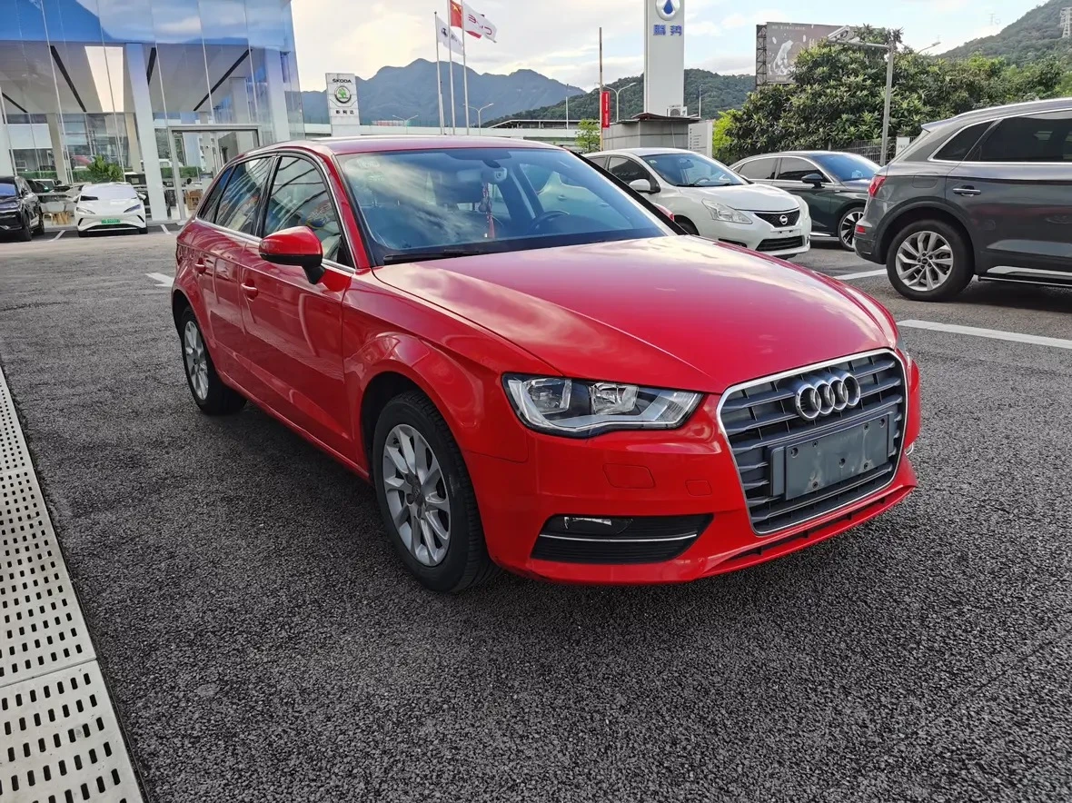 Audi A3 35TFSI Progressive - exterior