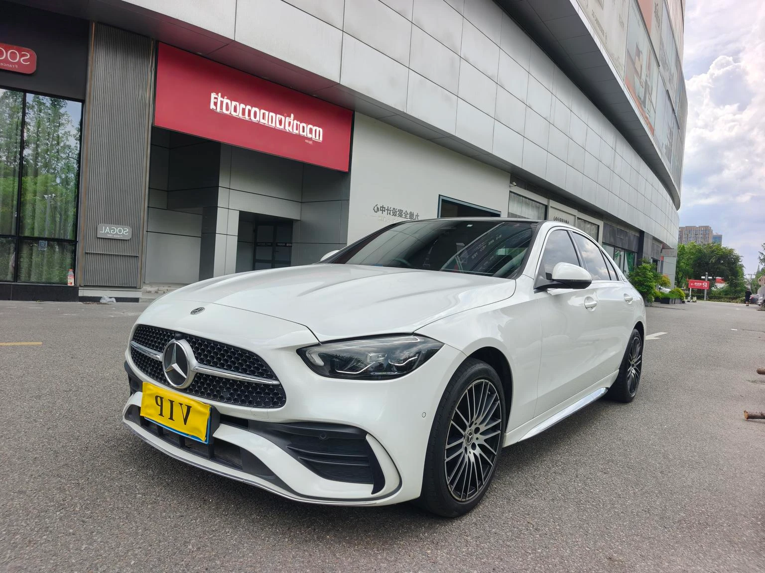 Mercedes-Benz C-Class C260 L Sport Edition - exterior