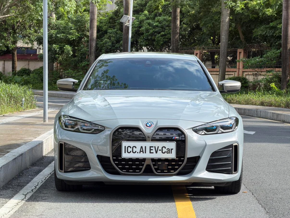 BMW i4 M50 - exterior
