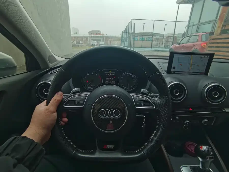Audi A3 35 TFSI  - interior