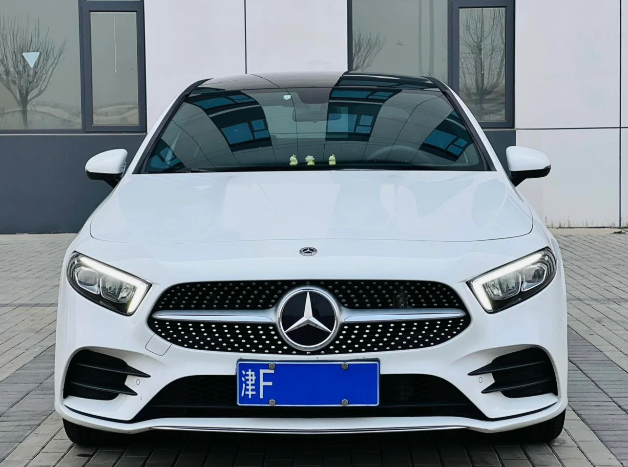 Mercedes-Benz A-Class 200 L Sport Sedan Stylish Edition - exterior