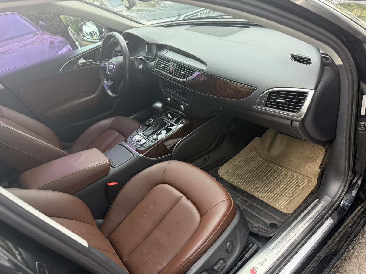 Audi A6L - interior