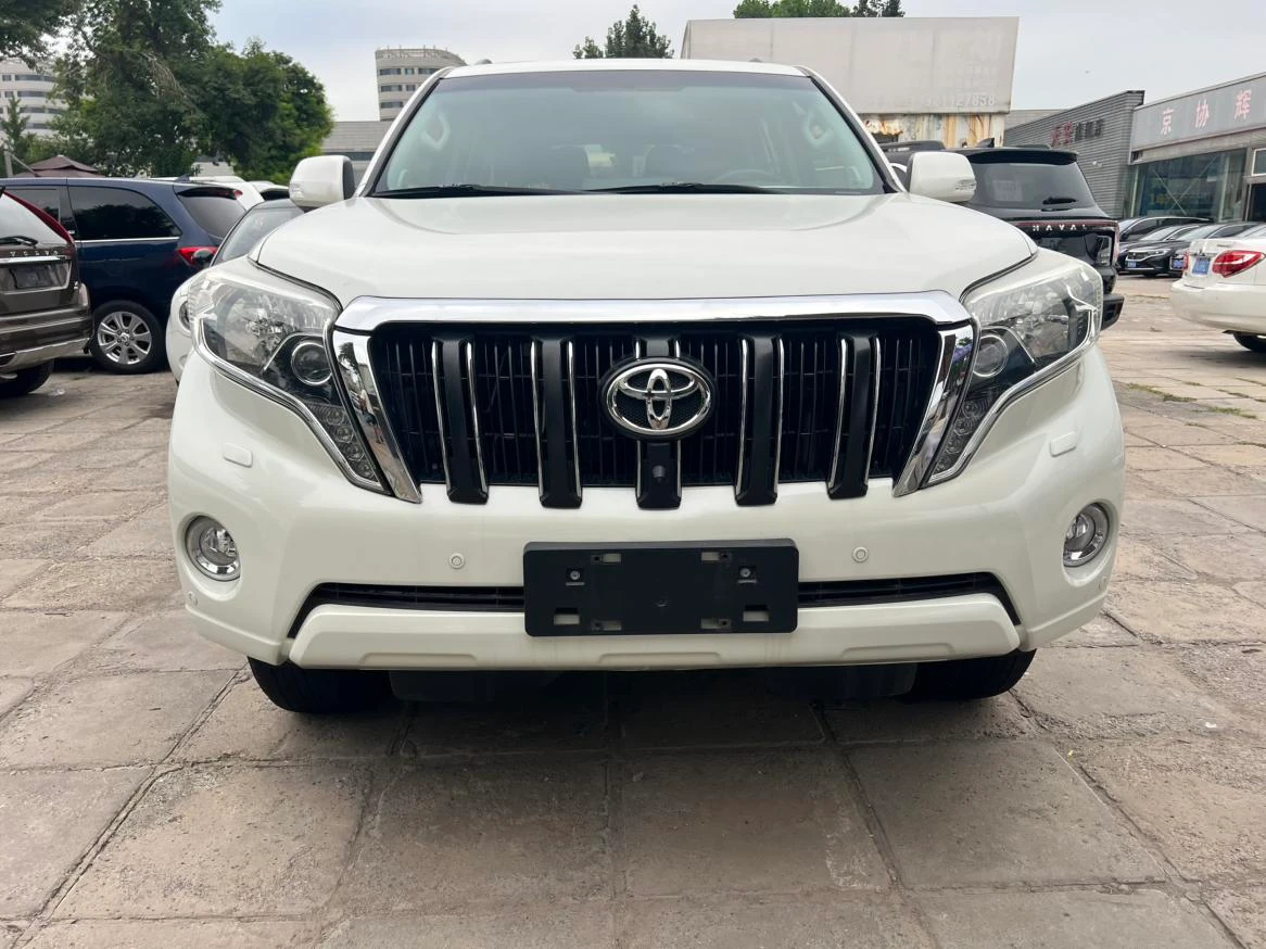 Toyota Prado - exterior