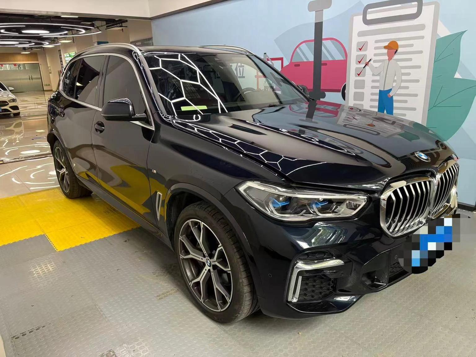 BMW X5 xDrive 40Li M Sport Package - exterior