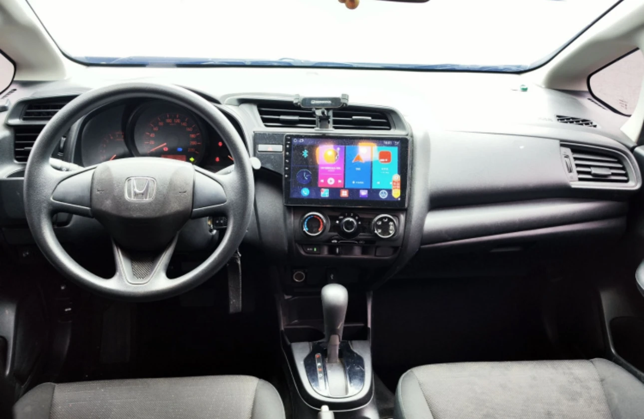 Honda Fit  - interior