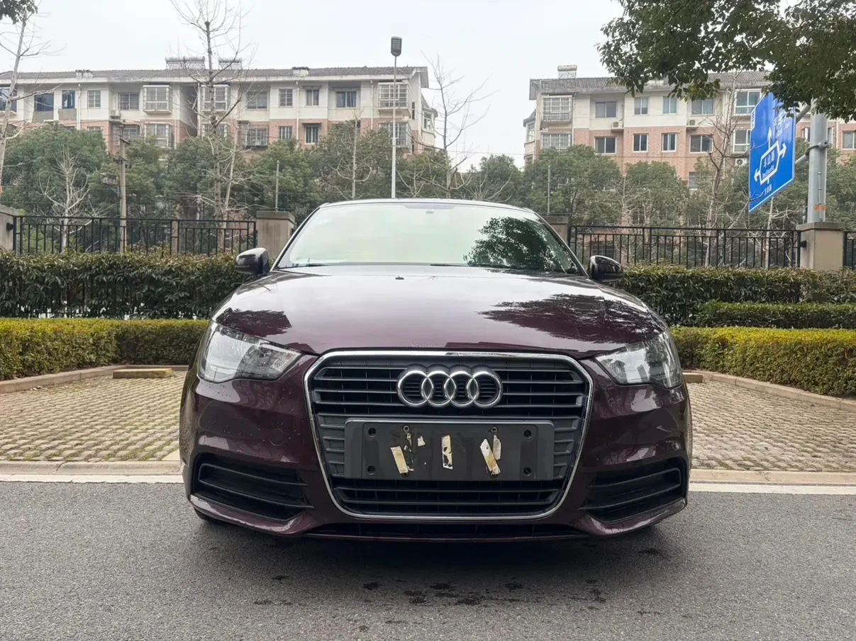 Audi A1 30 TFSI Sportback Fashion Line - exterior