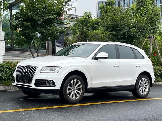 Audi Q5 40TFSI Technology