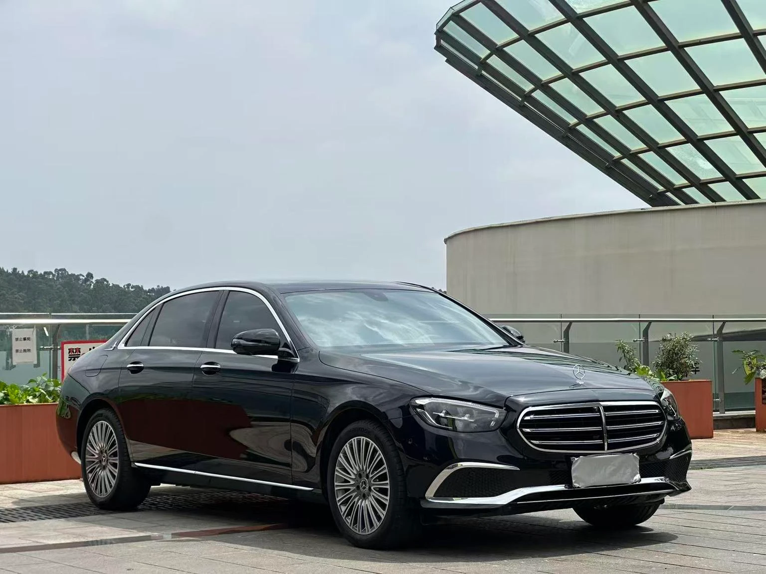 Mercedes-Benz E-Class - exterior
