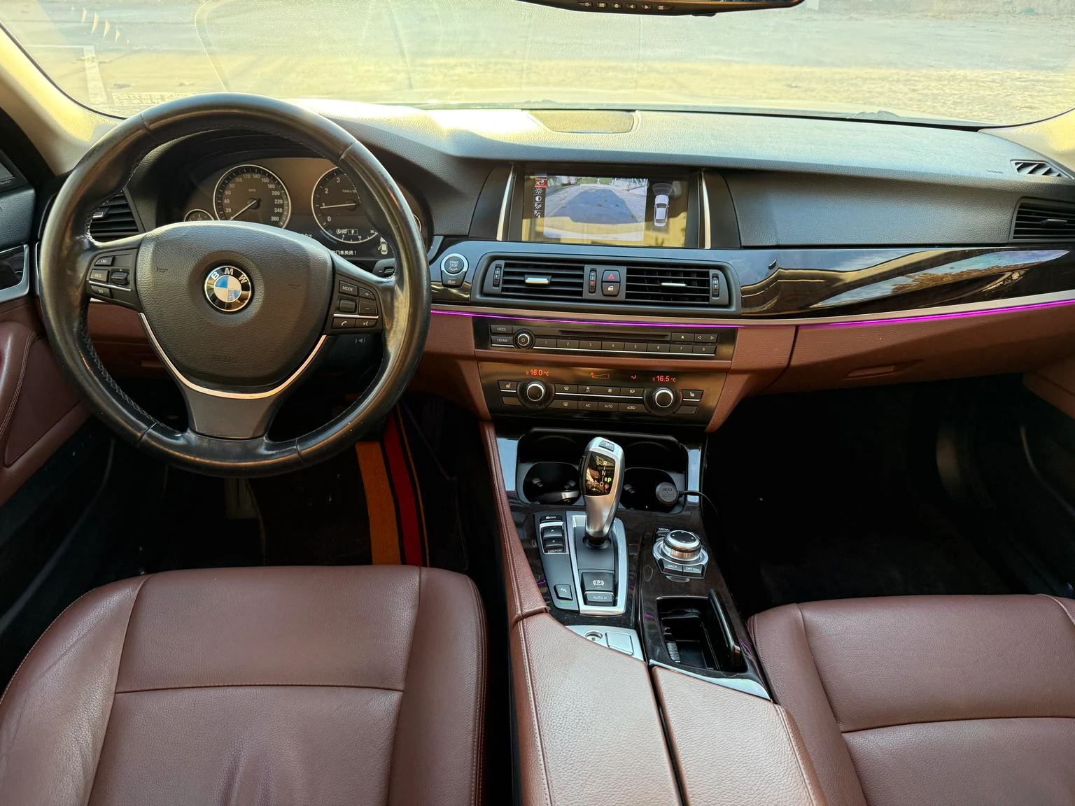 BMW 525 Li - interior