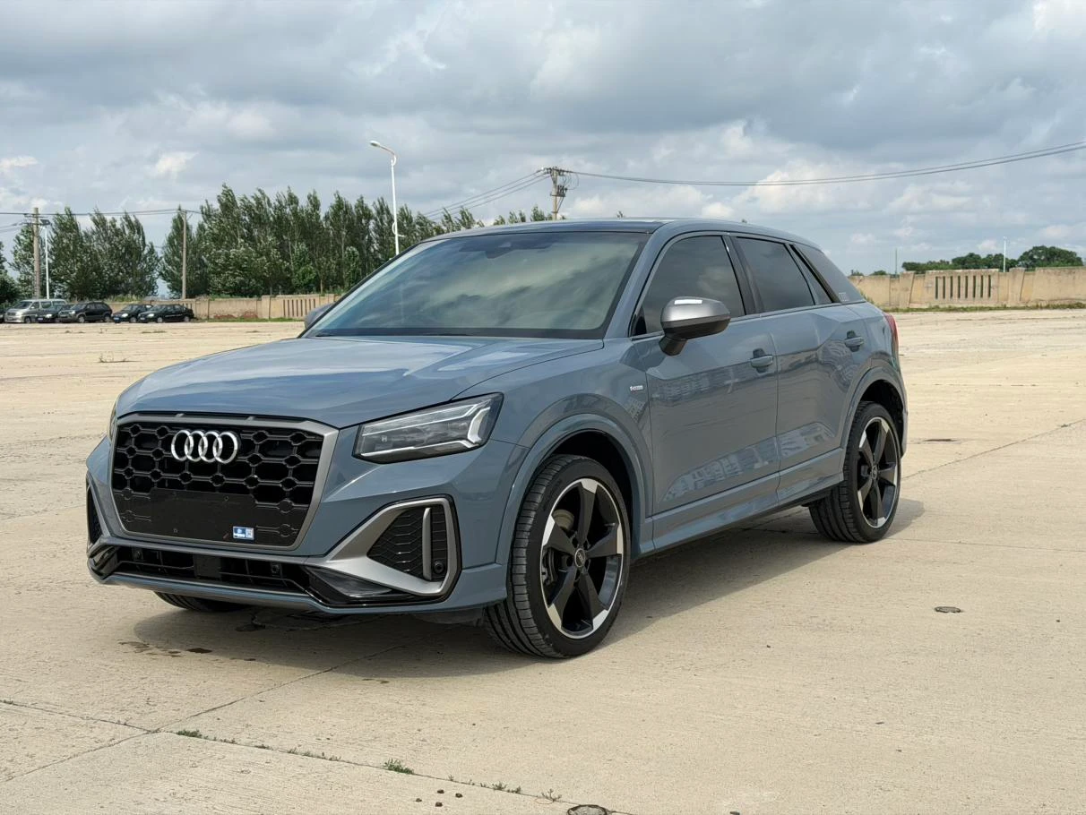 Audi Q2L 35 TFSI Fashion Elegance