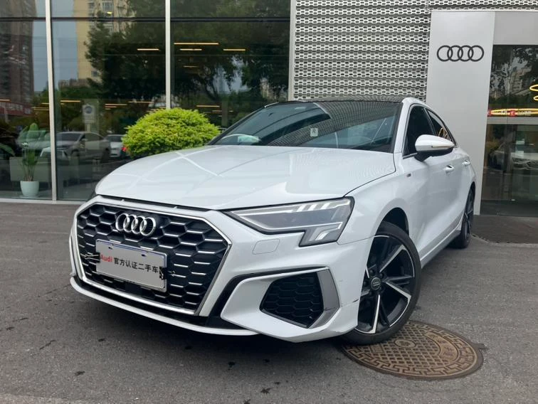 Audi A3L Limousine 35 TFS