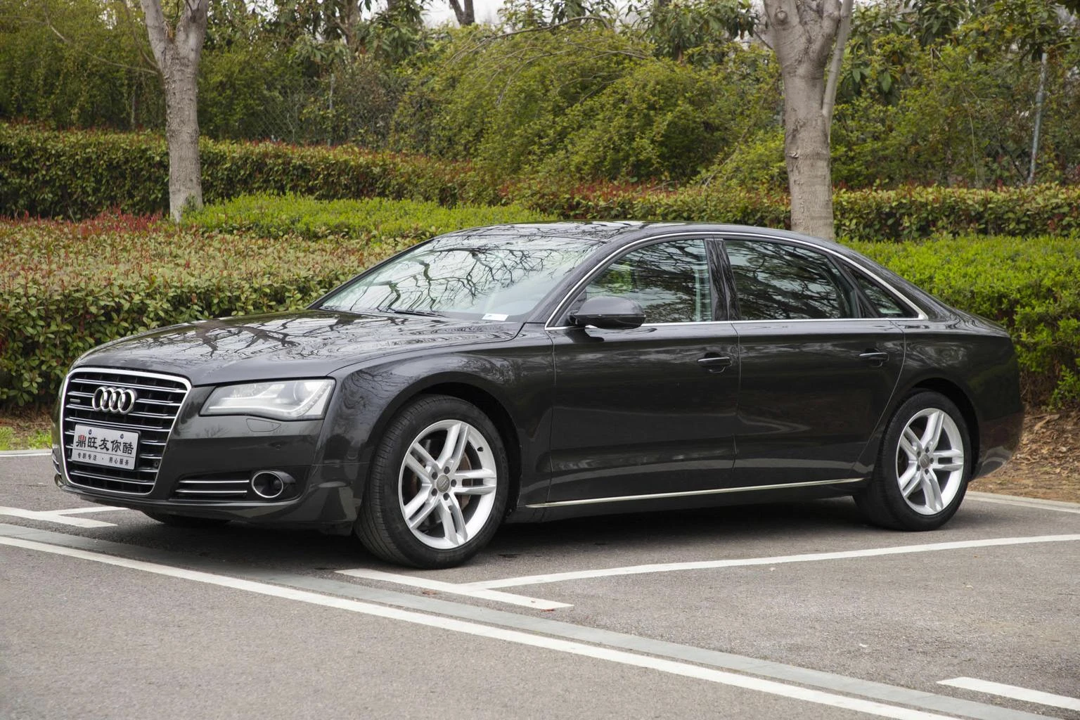 Audi A8L 3.0 TFSI quattro Luxury