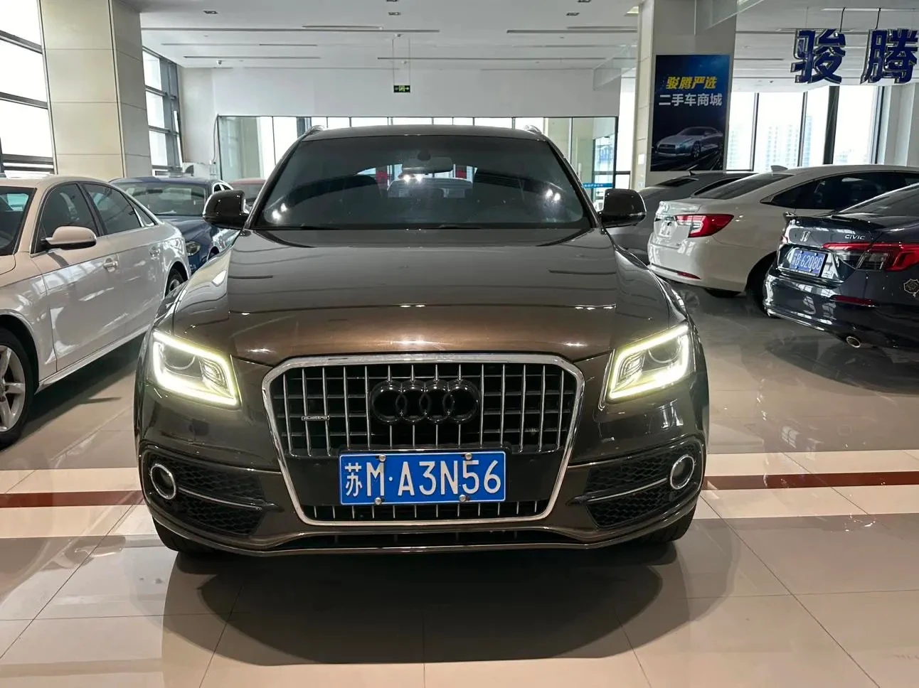 Audi Q5 Plus 40TFSI Technology - exterior