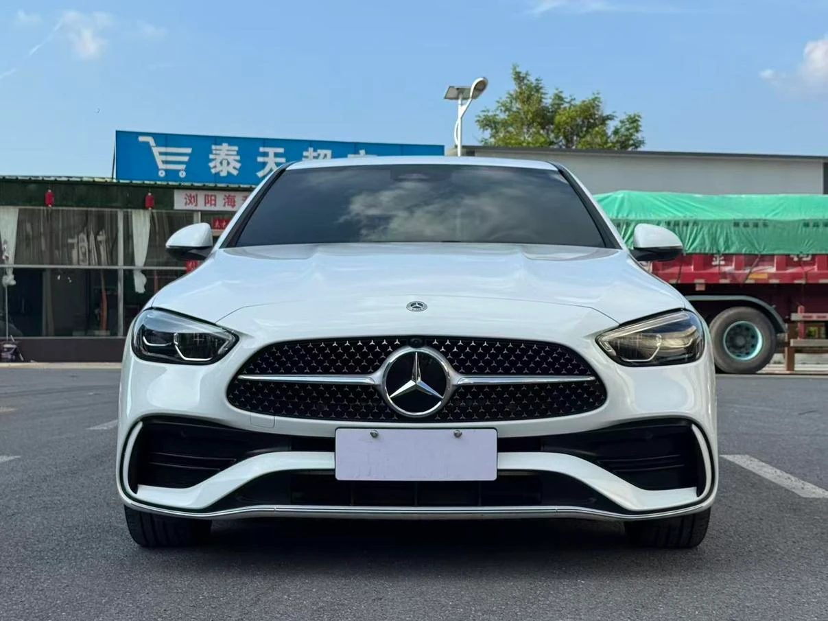 Mercedes-Benz C-Class C200 L Sport Edition - exterior