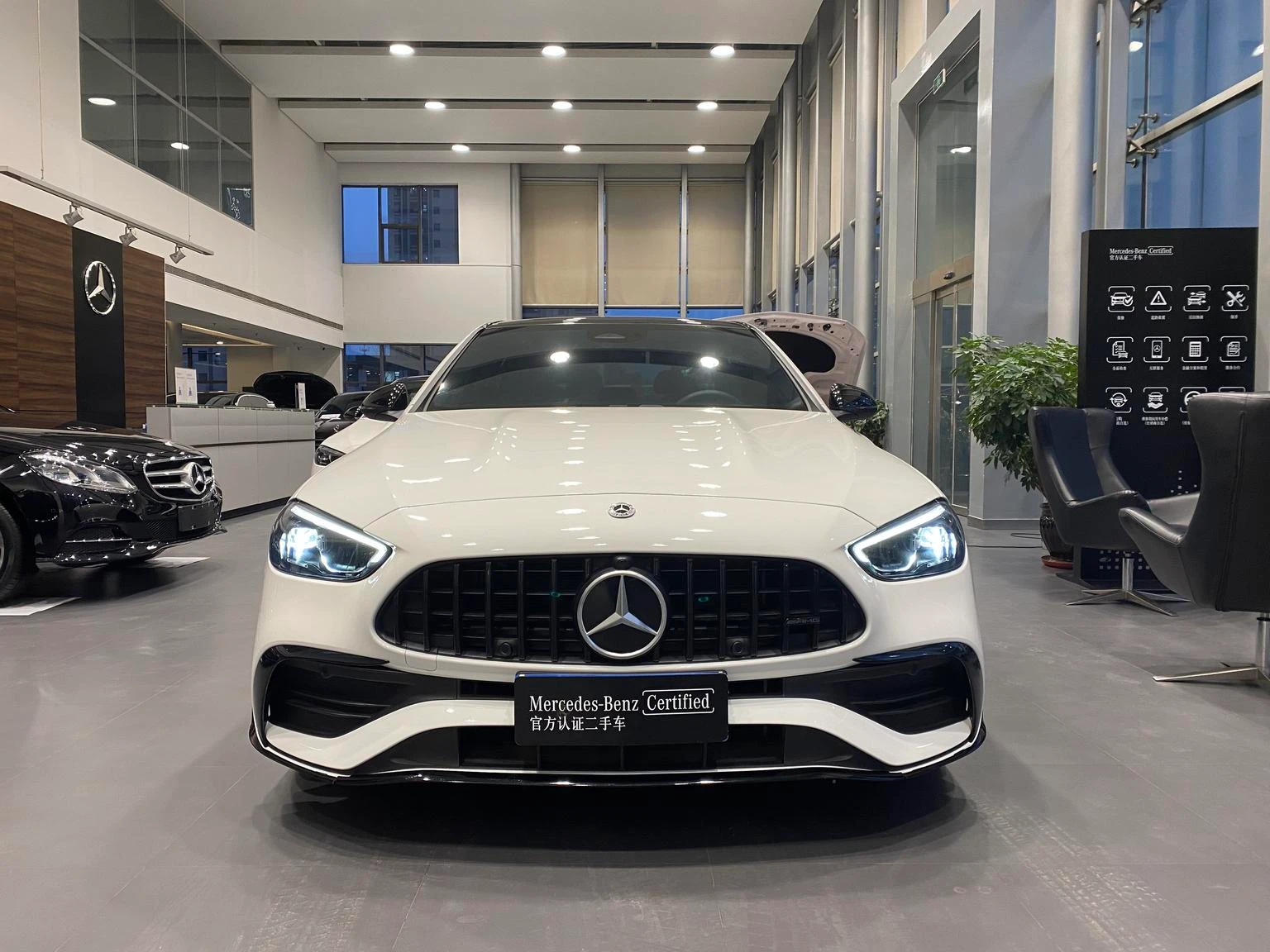 Mercedes-Benz C-Class  260 L Night Edition Sport - exterior