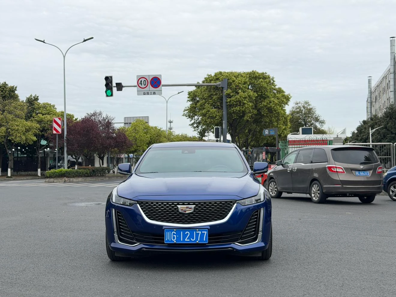 Cadillac CT5 28T Luxury - exterior