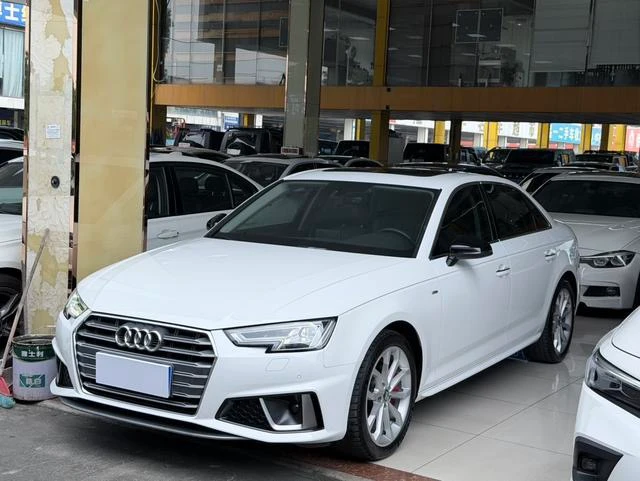 Audi A4L 45TFSI Sport