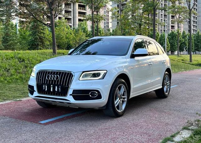Audi Q5 Collector's Edition 40TFSI Technology