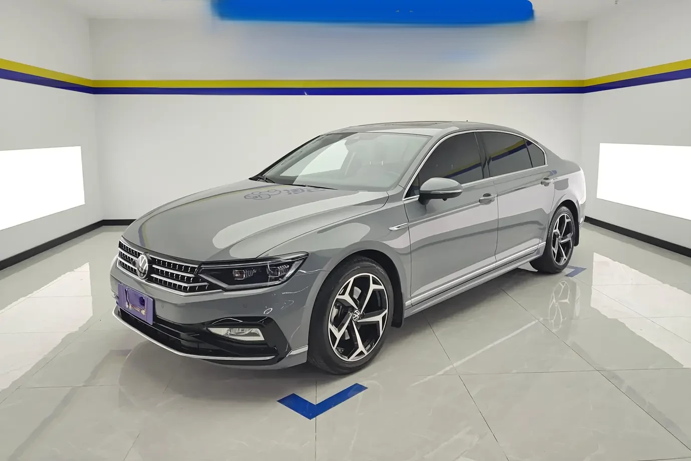 Volkswagen Magotan 2 Millionth Anniversary Edition 330TSI DSG Luxury