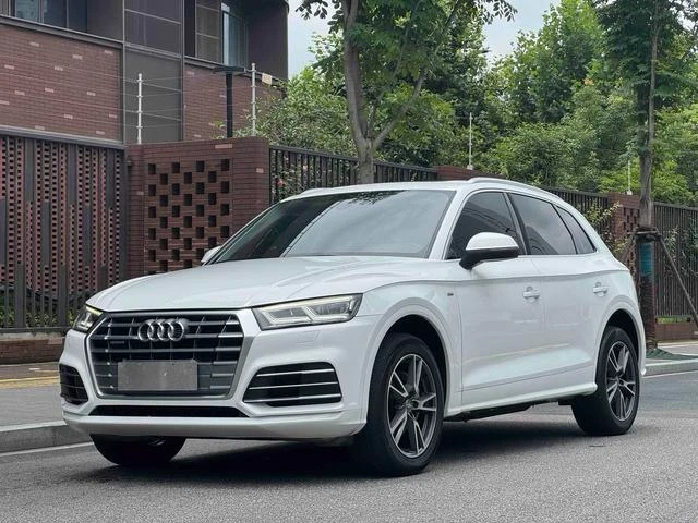 Audi Q5L 40 TFSI Premium Fashion