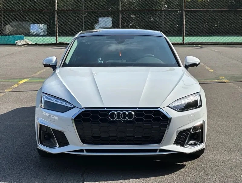 Audi A4 40 TFSI Fashion Dynamic Trim - exterior