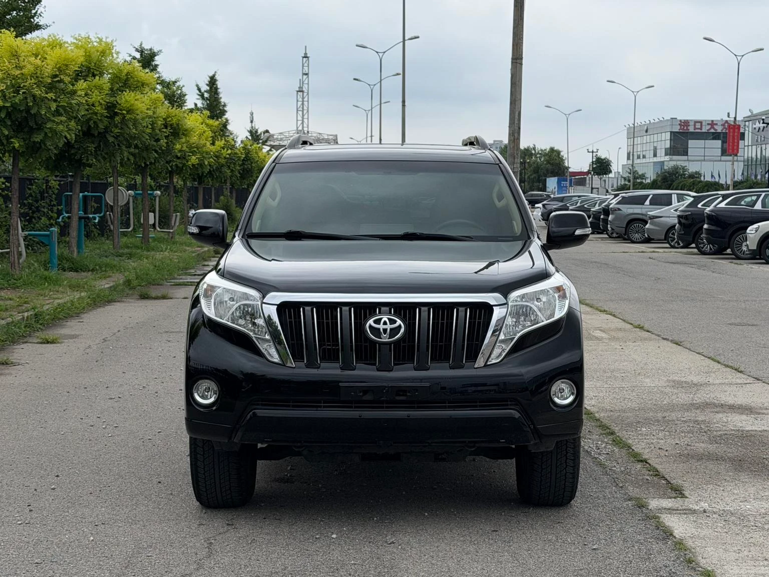 Toyota Prado - exterior