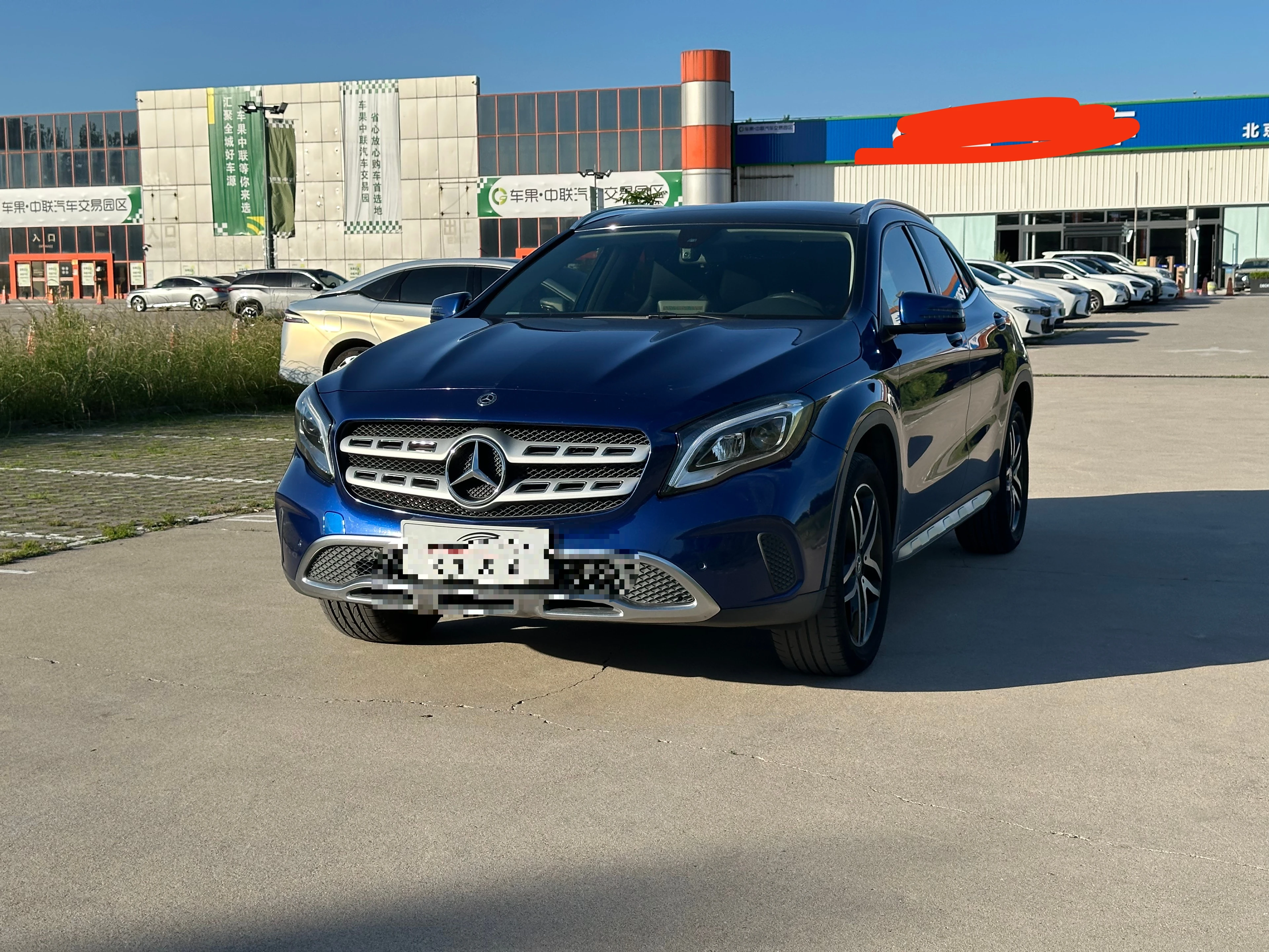Mercedes-Benz GLA200 