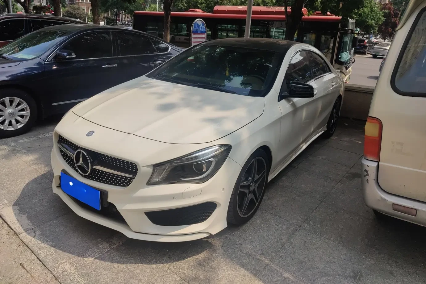 Mercedes-Benz CLA 260 4MATIC